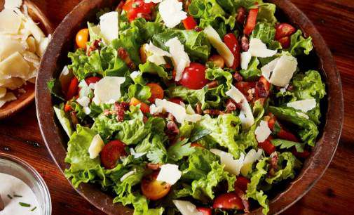 √ Pengertian Salad, Contoh, Jenis dan Komposisinya