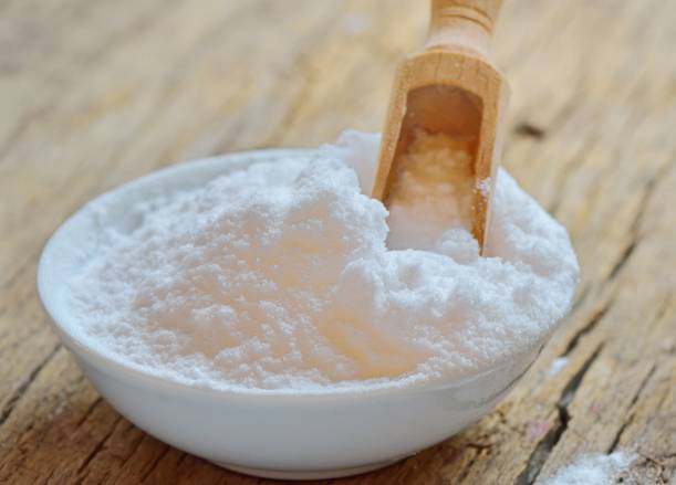 Cara Memutihkan Gigi Dengan garam dan baking soda