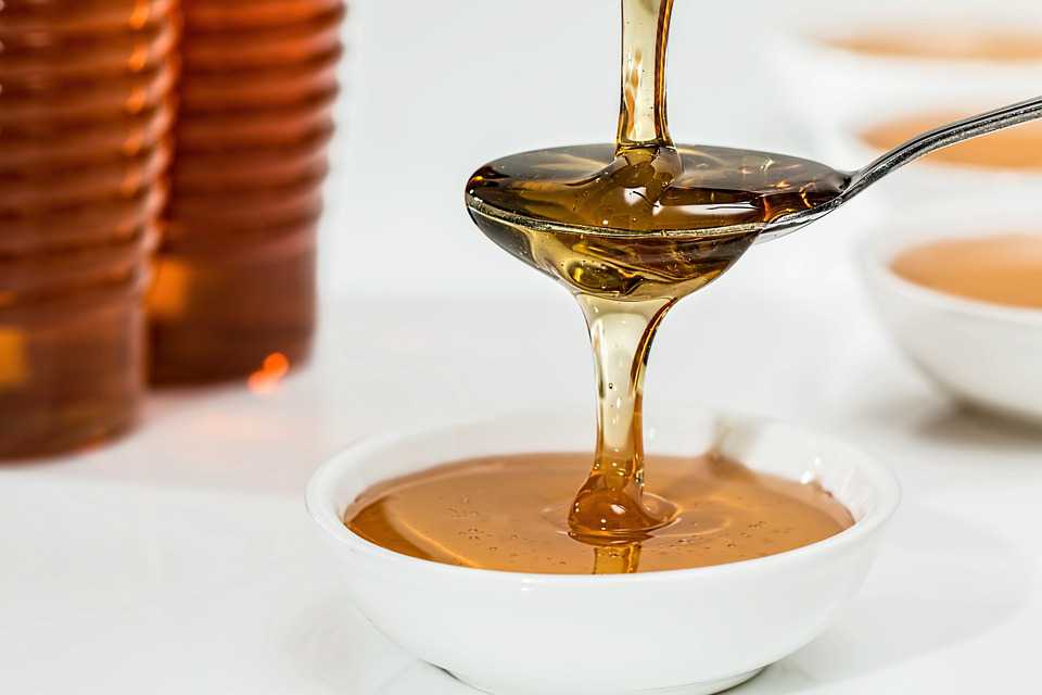 cara mengkonsumsi madu untuk kecantikan dan waktu yang tepat